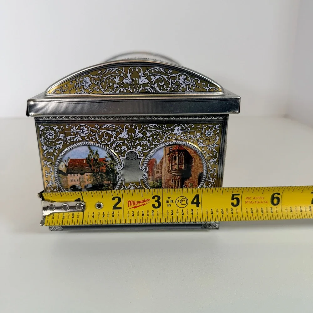 Lebkuchen Schmidt Nuremberg Germany Vintage Treasure Chest‎ Tin Box